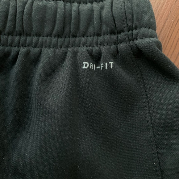 Boys Black Nike Dri-Fit pants - Picture 2 of 2